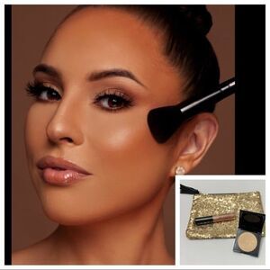 SHADES BY SHAN Lip Gloss in Erika and Highlighter in Irma Makeup Bundle Set